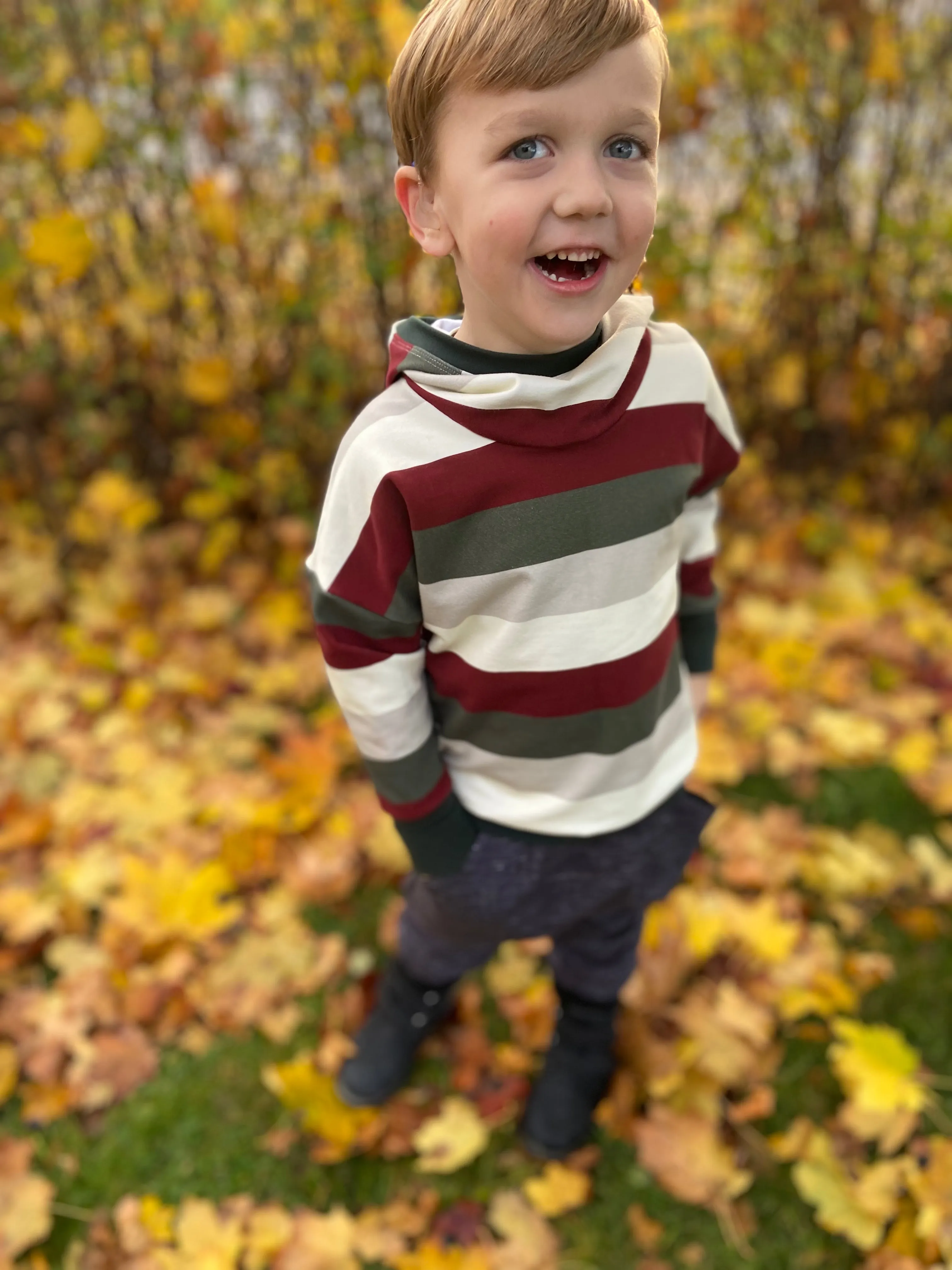 3-6y Holiday Stripe Slouchy Hoodie - Grow With Me