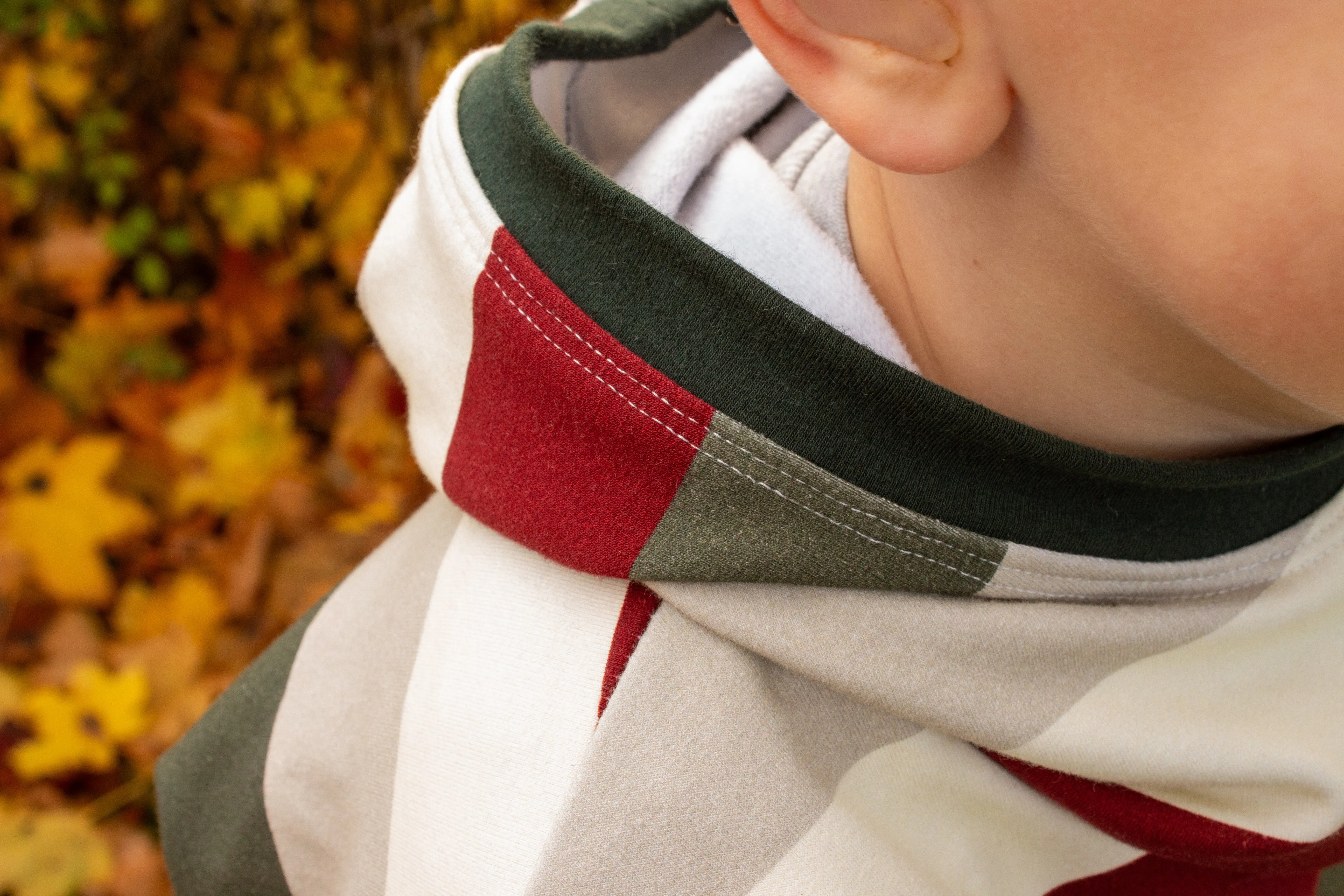 3-6y Holiday Stripe Slouchy Hoodie - Grow With Me