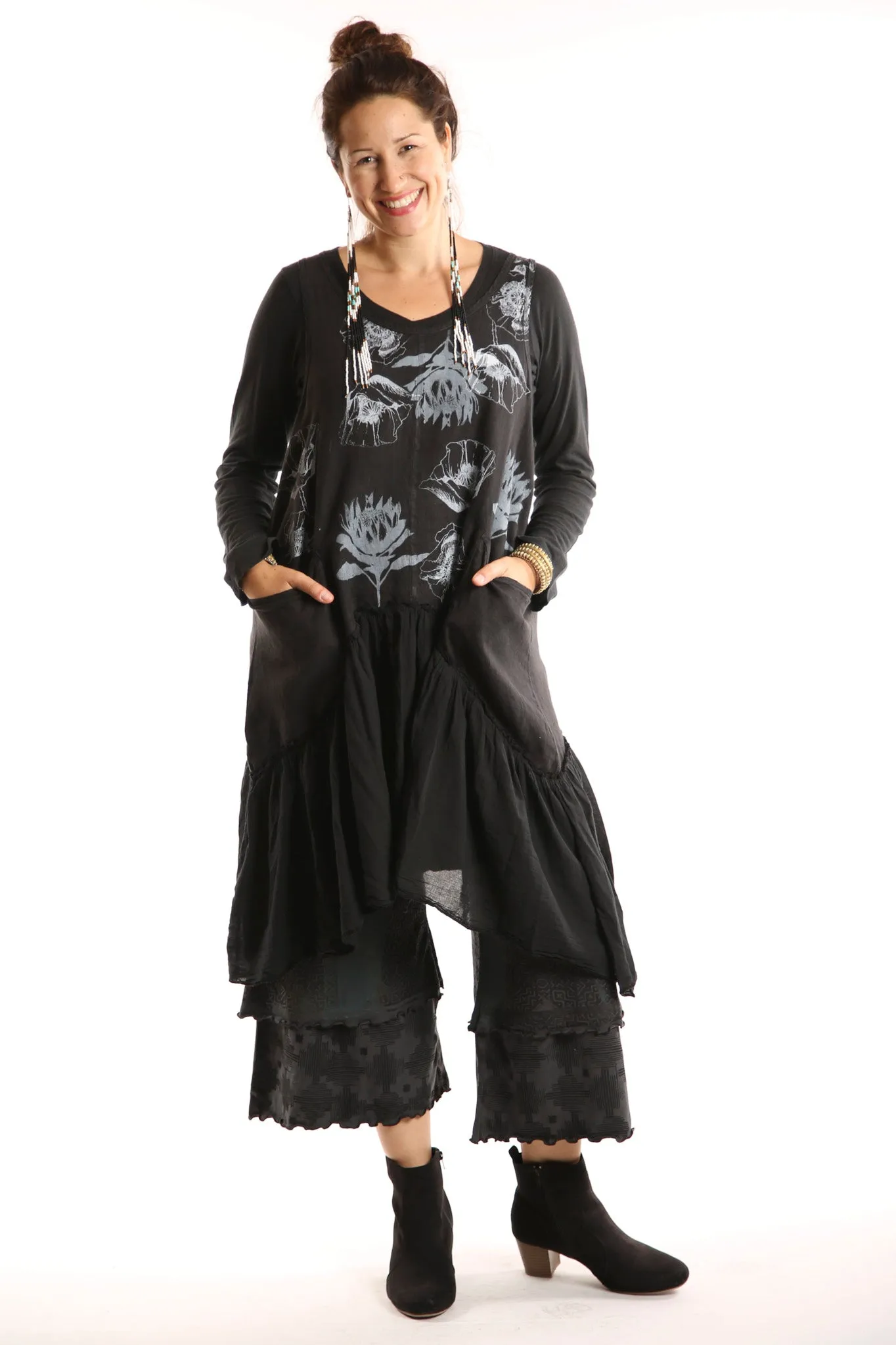 3239-Wide Petaloon Black-P