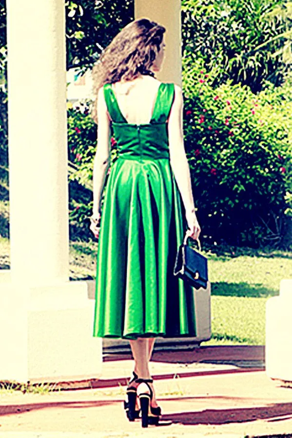 A-line Sweetheart Tea Length Chiffon Sleeveless Prom Dress