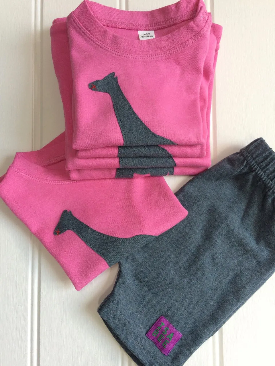 Baby Giraffe T-shirt - Pink