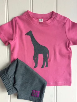 Baby Giraffe T-shirt - Pink