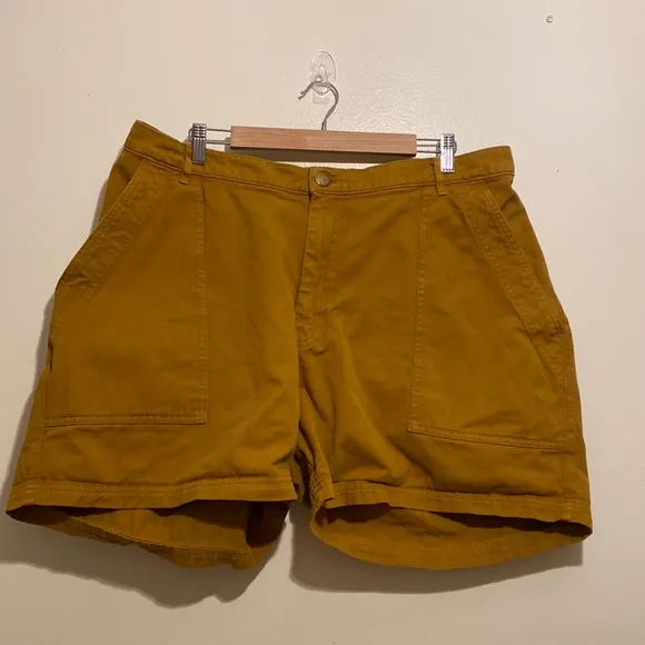Big Bud Press Work  Pants mustard yellow work cotton work shorts. Size 1XL