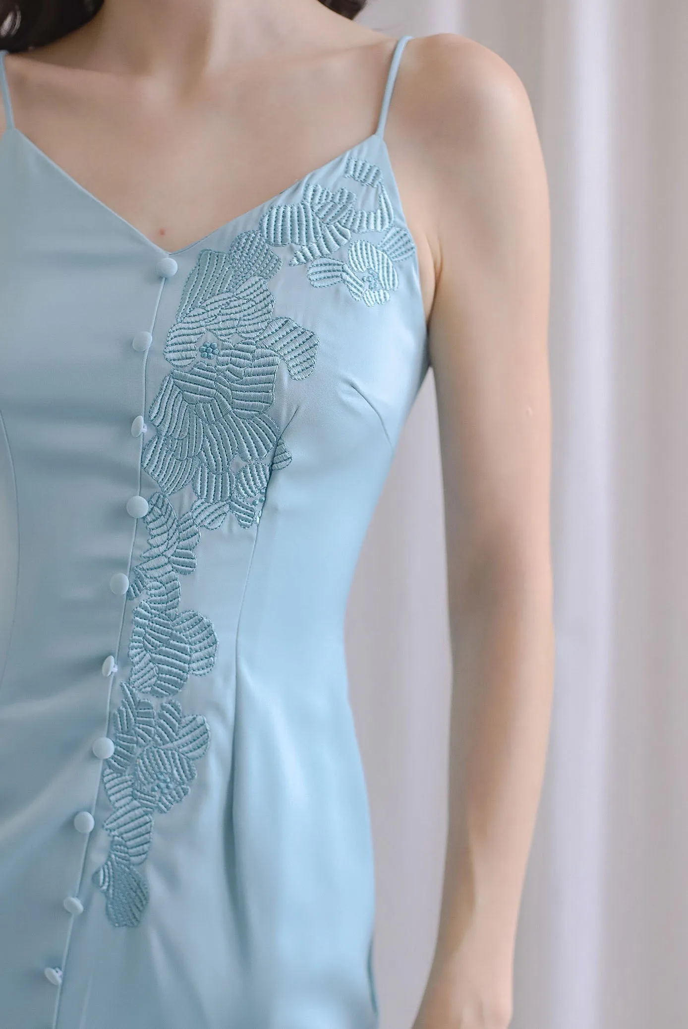 Chelo Applique Sateen Dress In Seafoam
