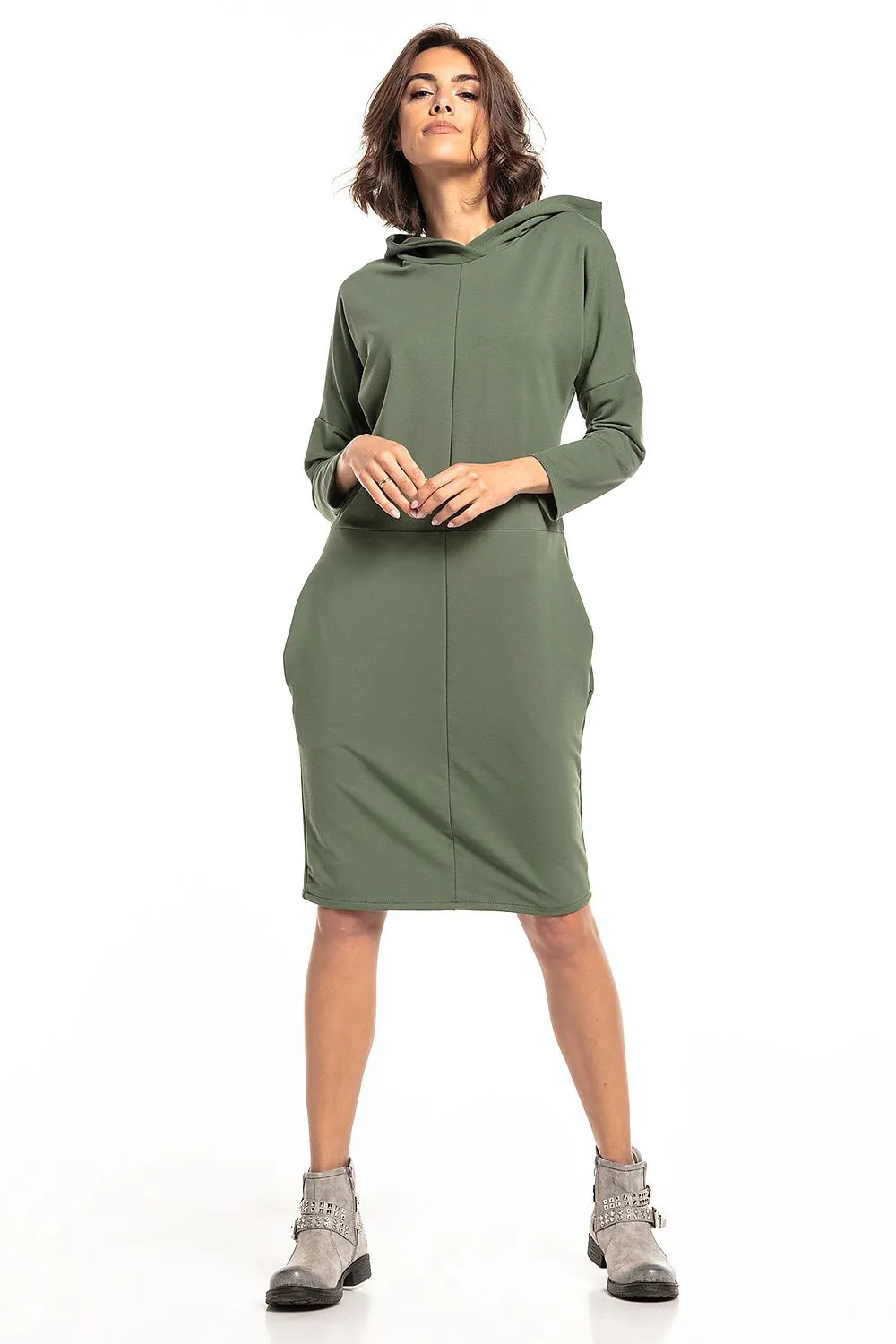 Chic Hooded Knit Dress With Pockets