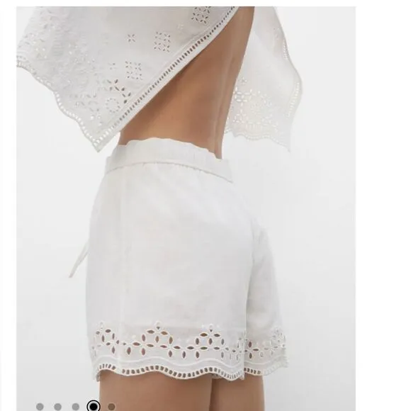 Club Monaco Embroidered Eyelet Cotton Drawstring Shorts in white Size 12 NWT