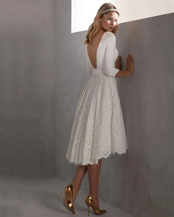 Elegant 2019 Short Wedding Dresses Half Sleeve Sexy V-Neck Lace Wedding Gowns For Beach