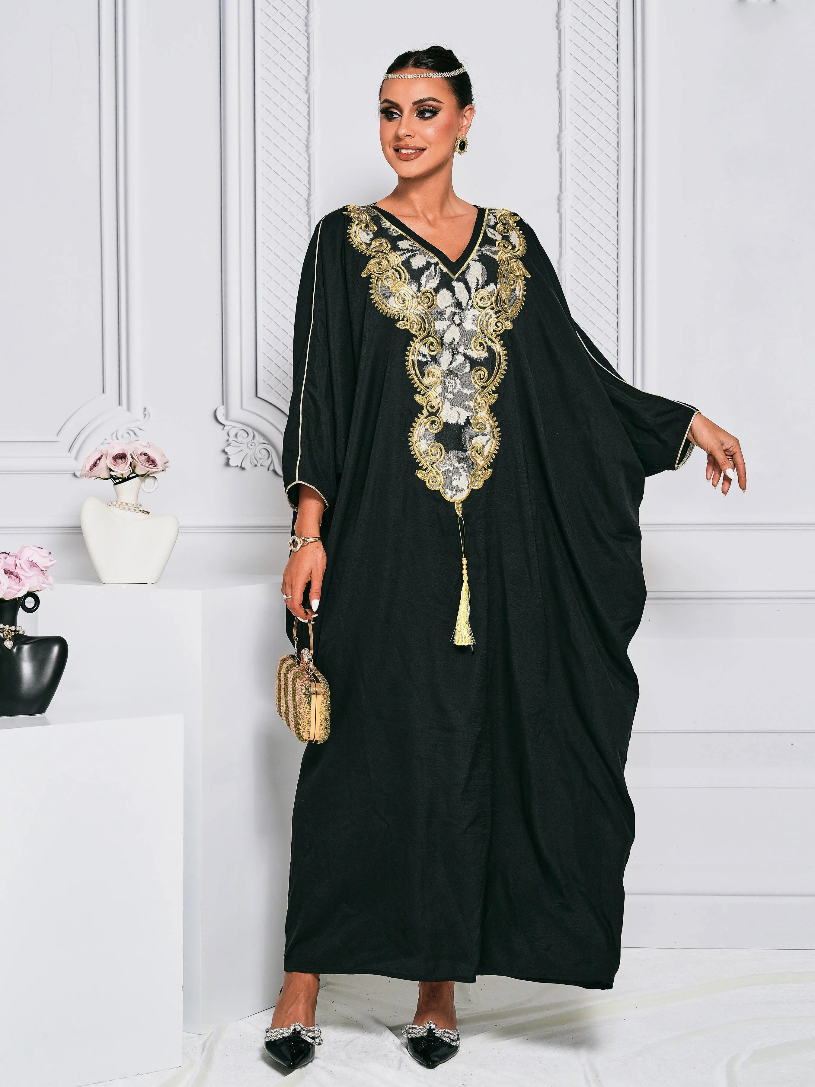 Embroidered Cocoon Tassel Abayas ME00168