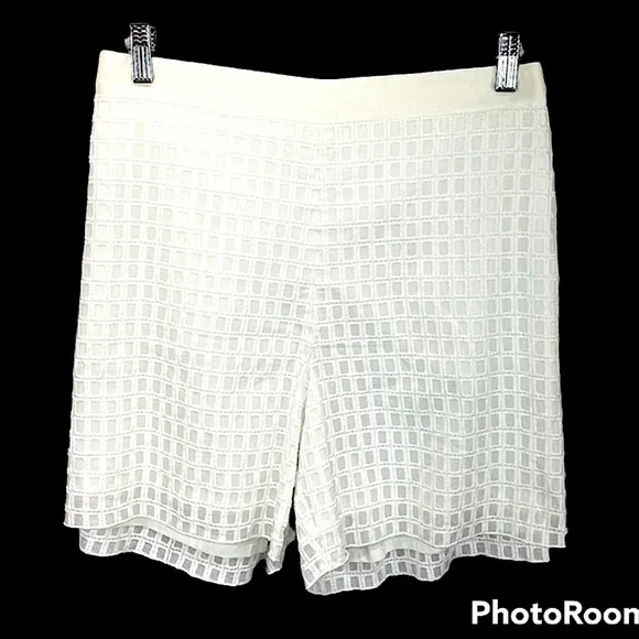 Escada White Teeza Lined Textured Shorts