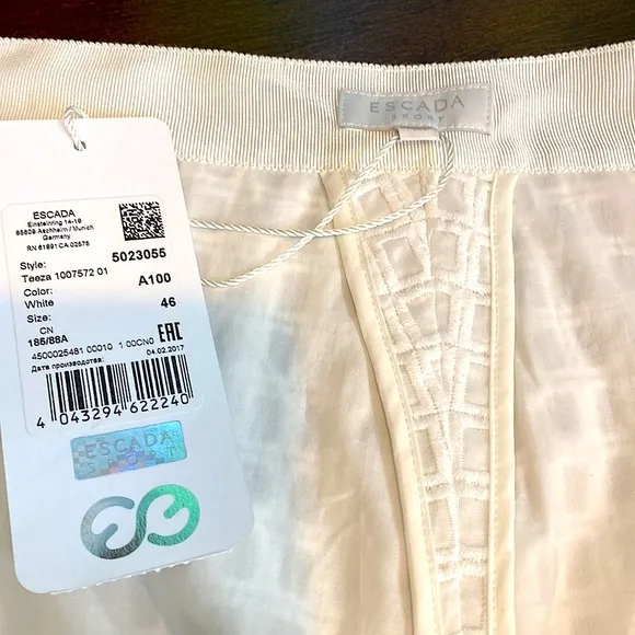 Escada White Teeza Lined Textured Shorts