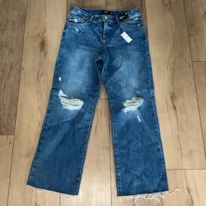 Express 90s ankle boot mid rise jeans