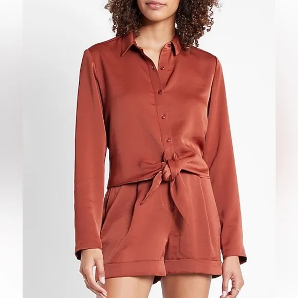 EXPRESS | Satin Shorts