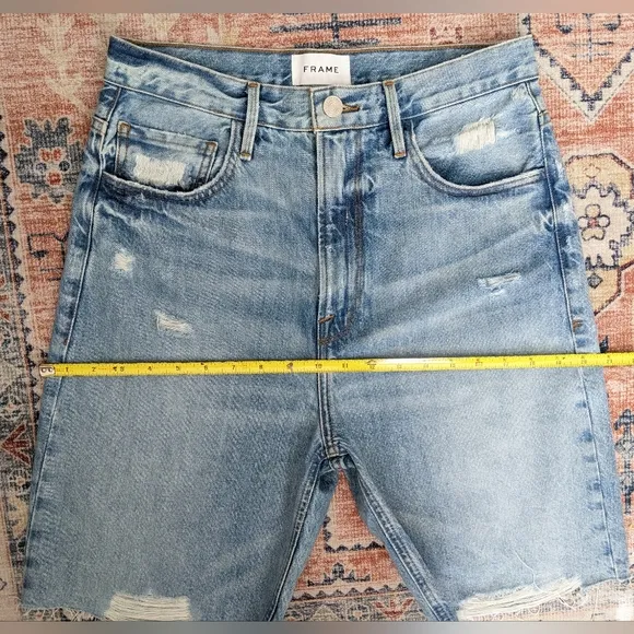 FRAME High waisted Bermuda shorts