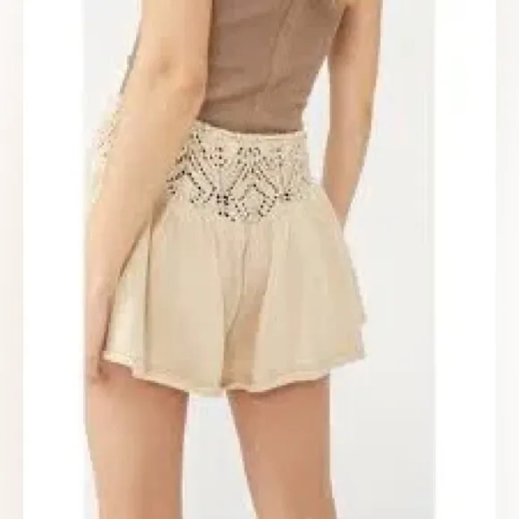 Free People Beach Fauxchet Knit Shorts in the color natural.  NWT.