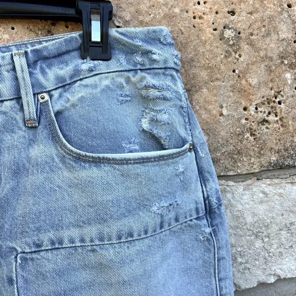 Good American Loose Wide Leg Jeans Light Wash Size 10/30