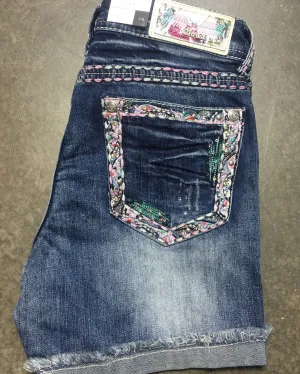 GRACE IN L.A. SUMMER ROMANCE EASY SHORTS