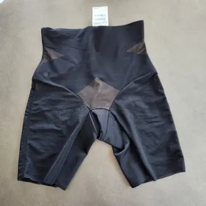 Honeylove Womens Mid-Waist Shorts Size XS NWT Runaway