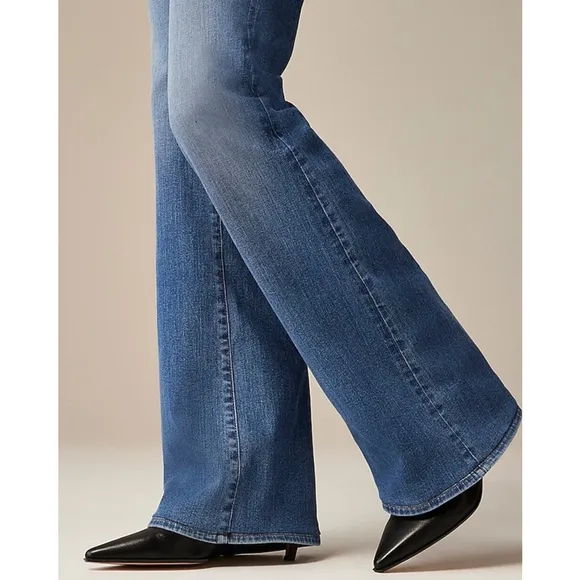 J.Crew NWT High-Rise Bootcut Jeans in 2003 Super-Stretch, Size 32 - Willie Carte