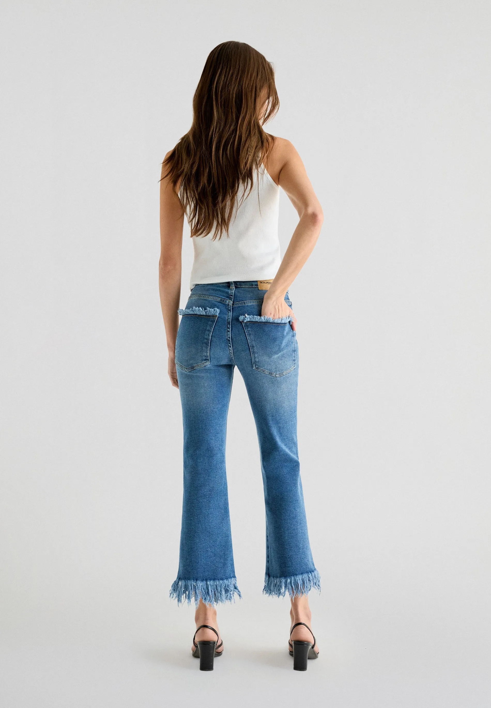 JEANS BAINHA DESFIADA