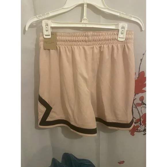 Jordan Sport Particle Beige Diamond Womens Shorts 4&quot;
