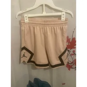 Jordan Sport Particle Beige Diamond Womens Shorts 4&quot;