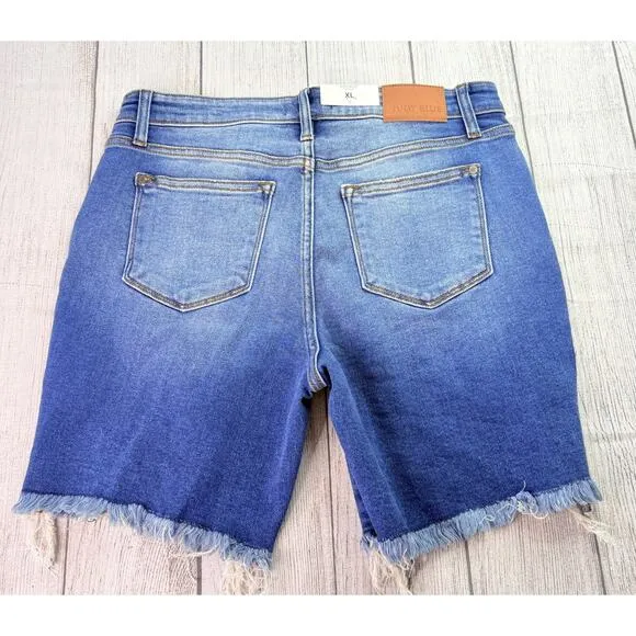 Judy Blue Mid-Rise Fray Hem Distressed Denim Shorts Size XL JB15280MD