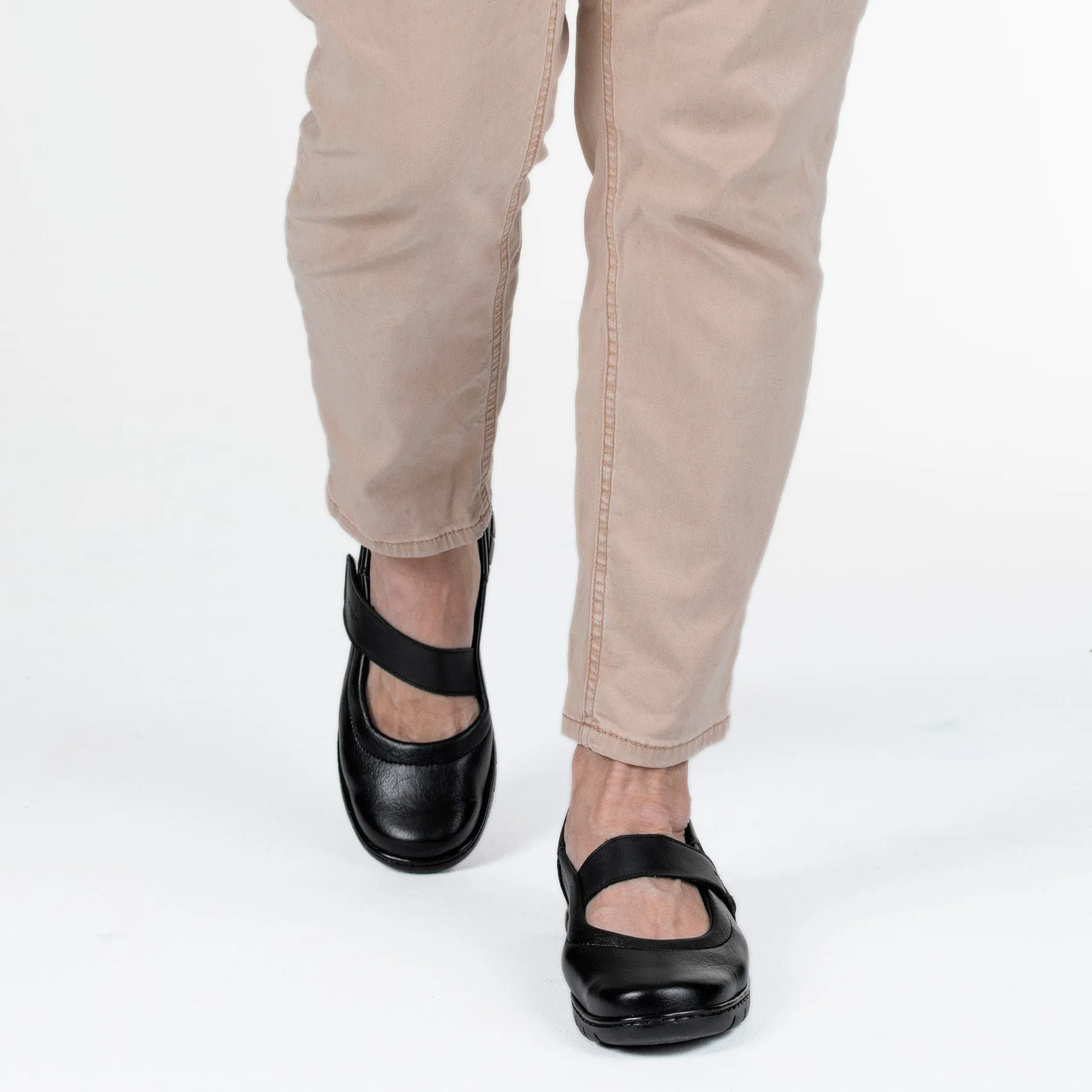 LILJA Women’s Pomar  stretch ballets