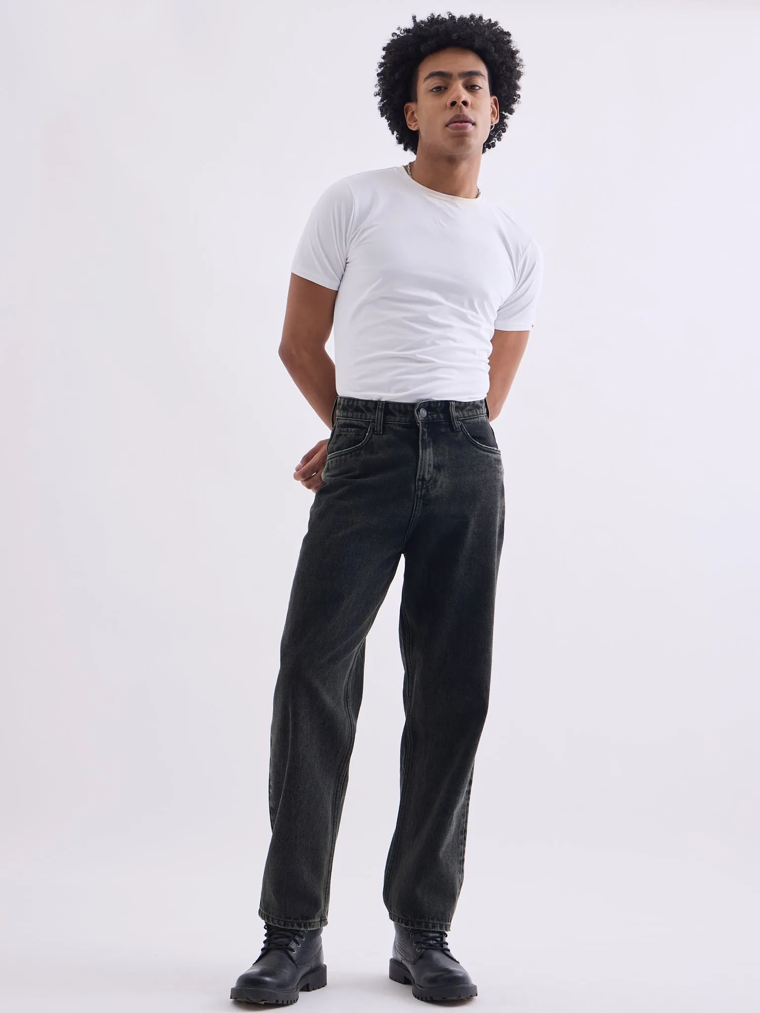 Loose Fit Black Wash Jeans