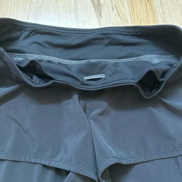 Lululemon Speed Up Short 2.5&quot; in Solid Black