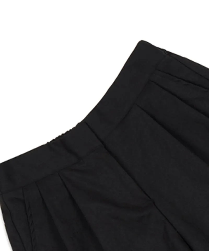 MACKY Golf: Two-Pintuck Balloon Shorts - Black