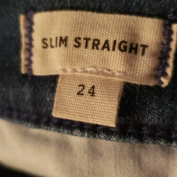 Madewell Slim Straight Jeans: Navy Dot Edition