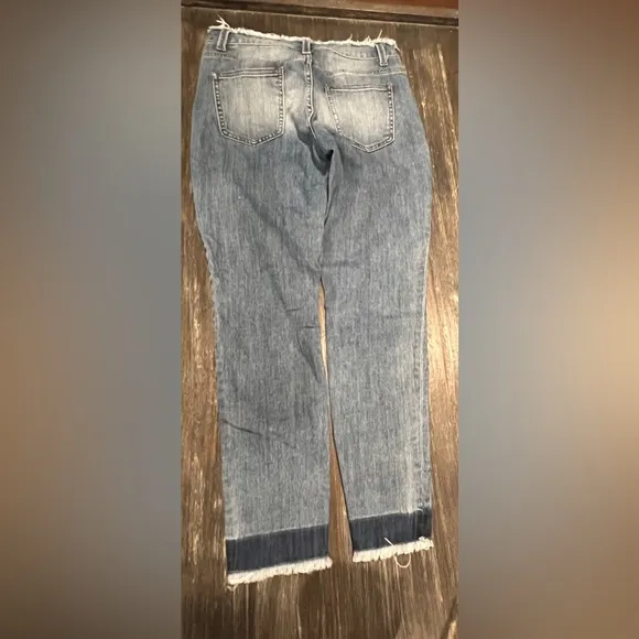MOONRIVER jeans , frayed waist , and raw hem so 26