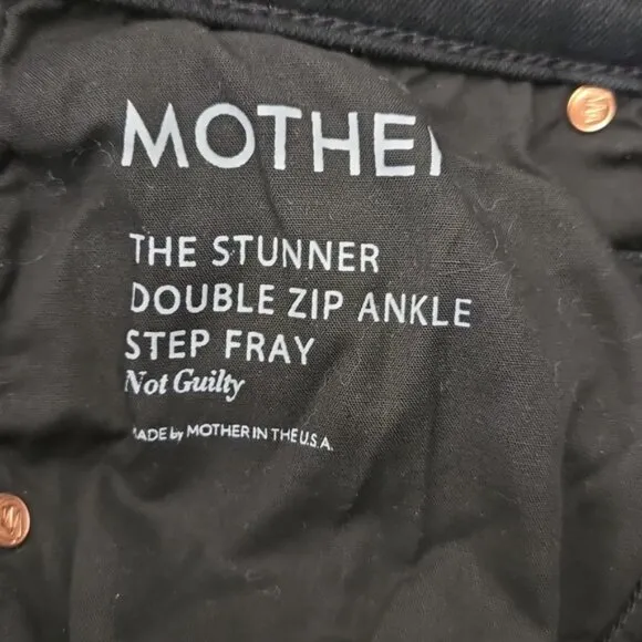 Mother The Stunner Double Zip Ankle Step Fray in Not Guilty Jeans