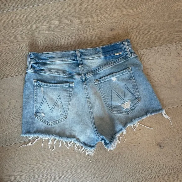 Mother Tom Cat Fray Jean Shorts