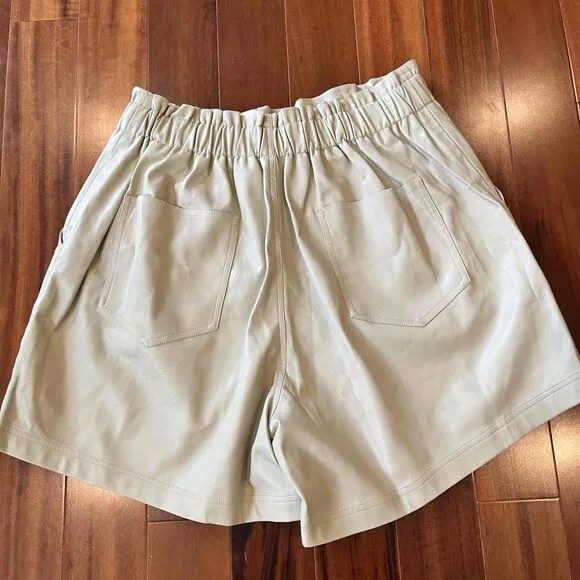 New NWOT Modern Citizen Tan Beige Shorts Faux Vegan Leather Size Extra Large