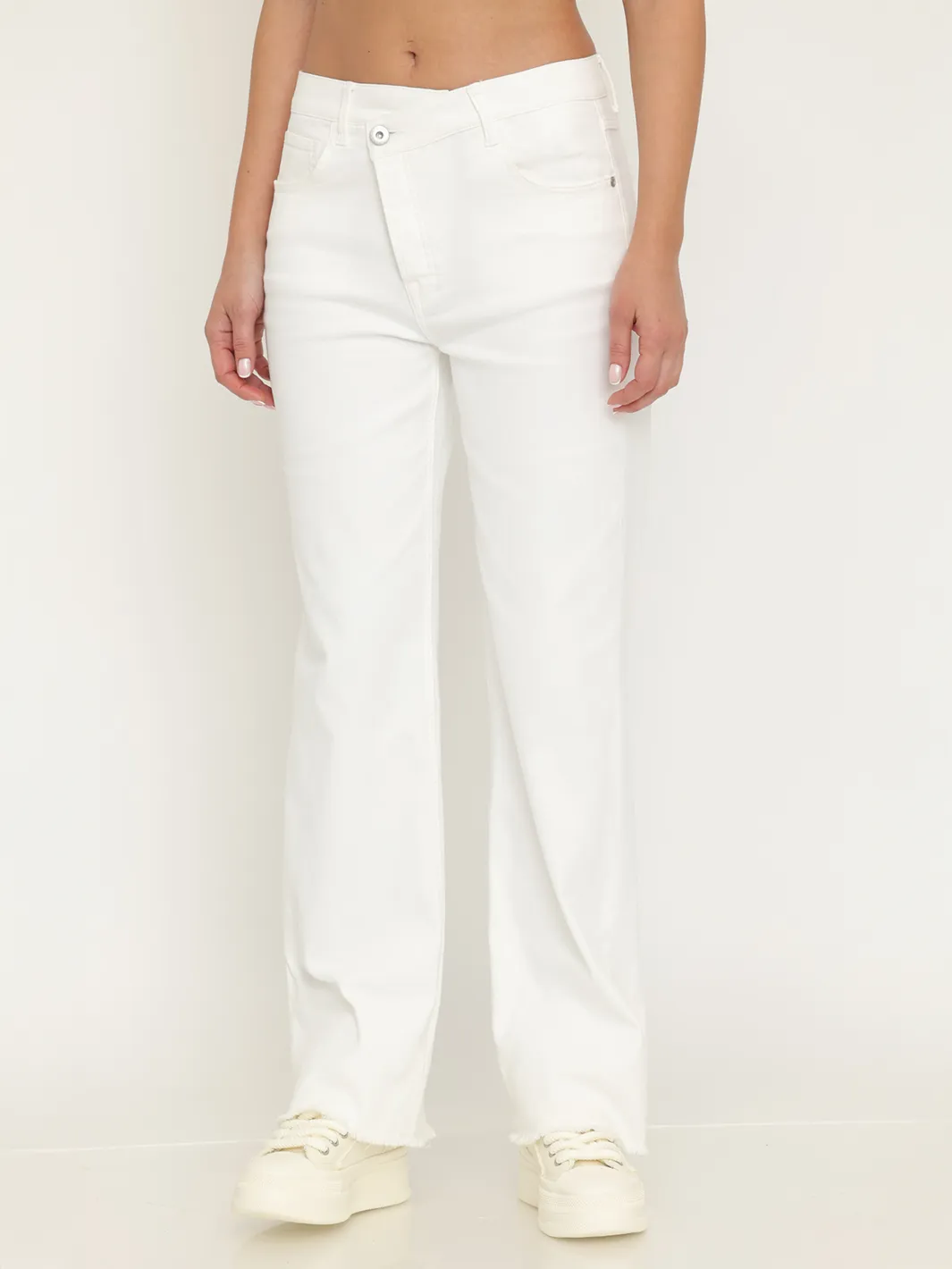 New York White Straight Jean