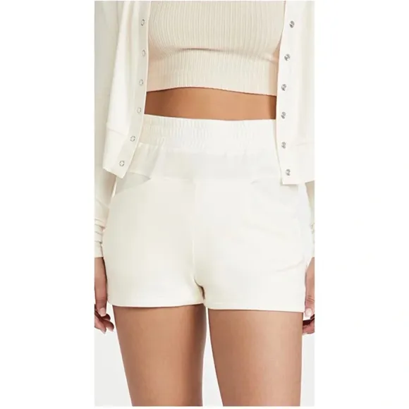 NWT $95 Alala Plie Short Size Small in Bone White Shorts Size Small