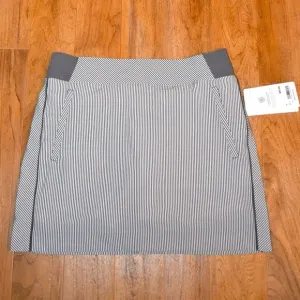 NWT Athleta Brooklyn Textured 16&quot; Gray Stripe Skort Sz 10  SP22