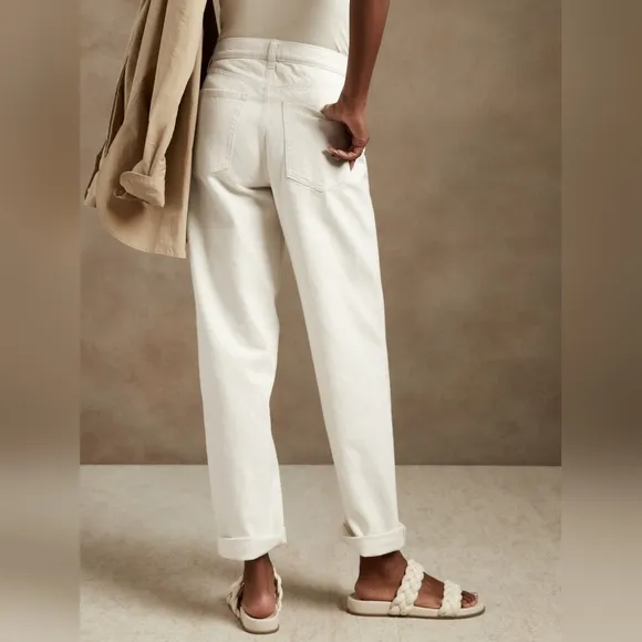 NWT Banana Republic White Denim Mid Rise Loose Stovepipe Jeans 33