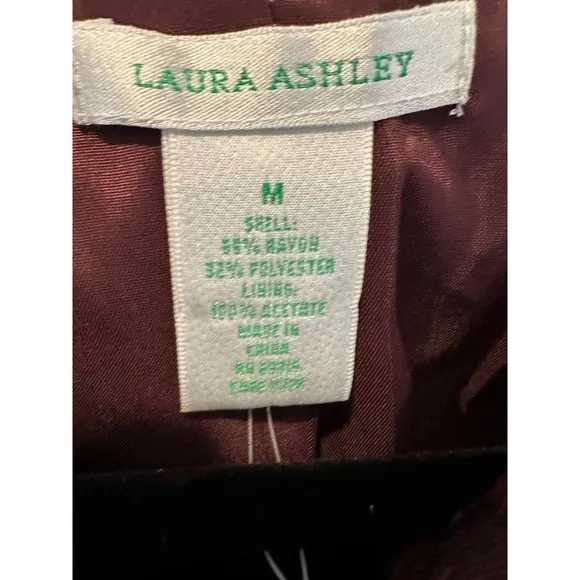 NWT Laura Ashley Textured Button-Down Jacket Cropped Blazer Maroon Size M