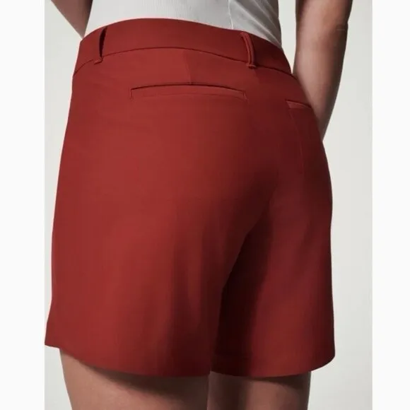 NWT SPANX Sunshine Pull on Shorts 6” Dark Cherry With Pockets 50420R Size M