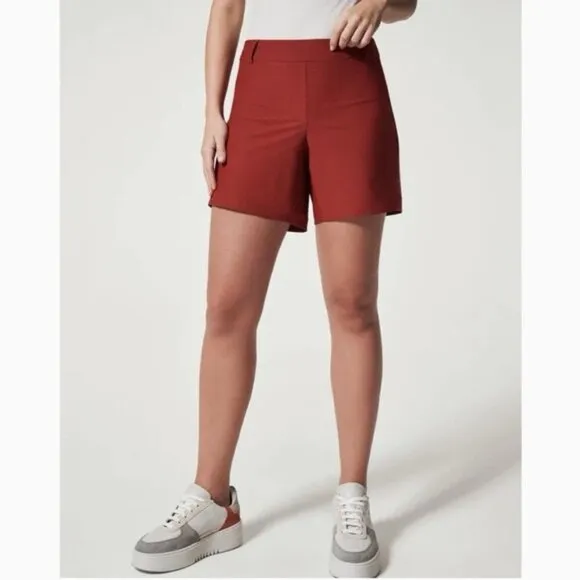 NWT SPANX Sunshine Pull on Shorts 6” Dark Cherry With Pockets 50420R Size M