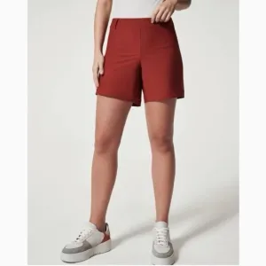 NWT SPANX Sunshine Pull on Shorts 6” Dark Cherry With Pockets 50420R Size M