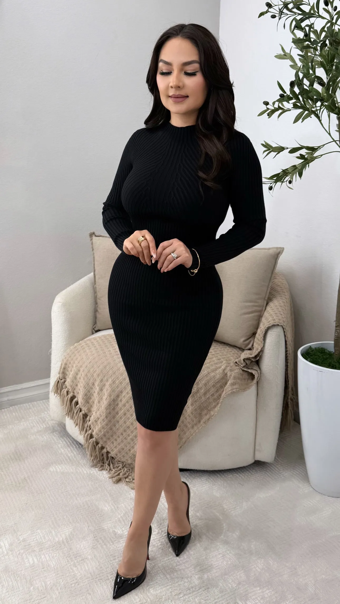 OLIVIA BLACK DRESS