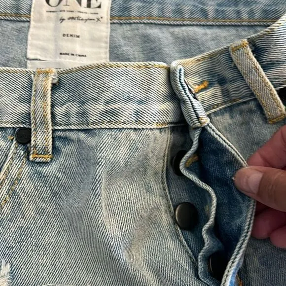 One Teaspoon denim shorts size 28