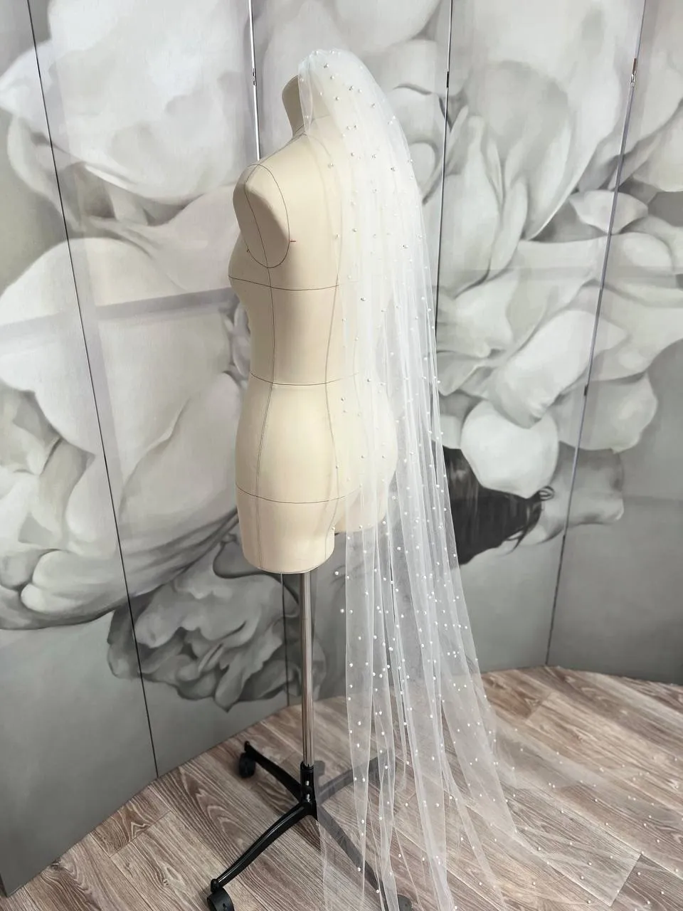 Pearl tulle veil