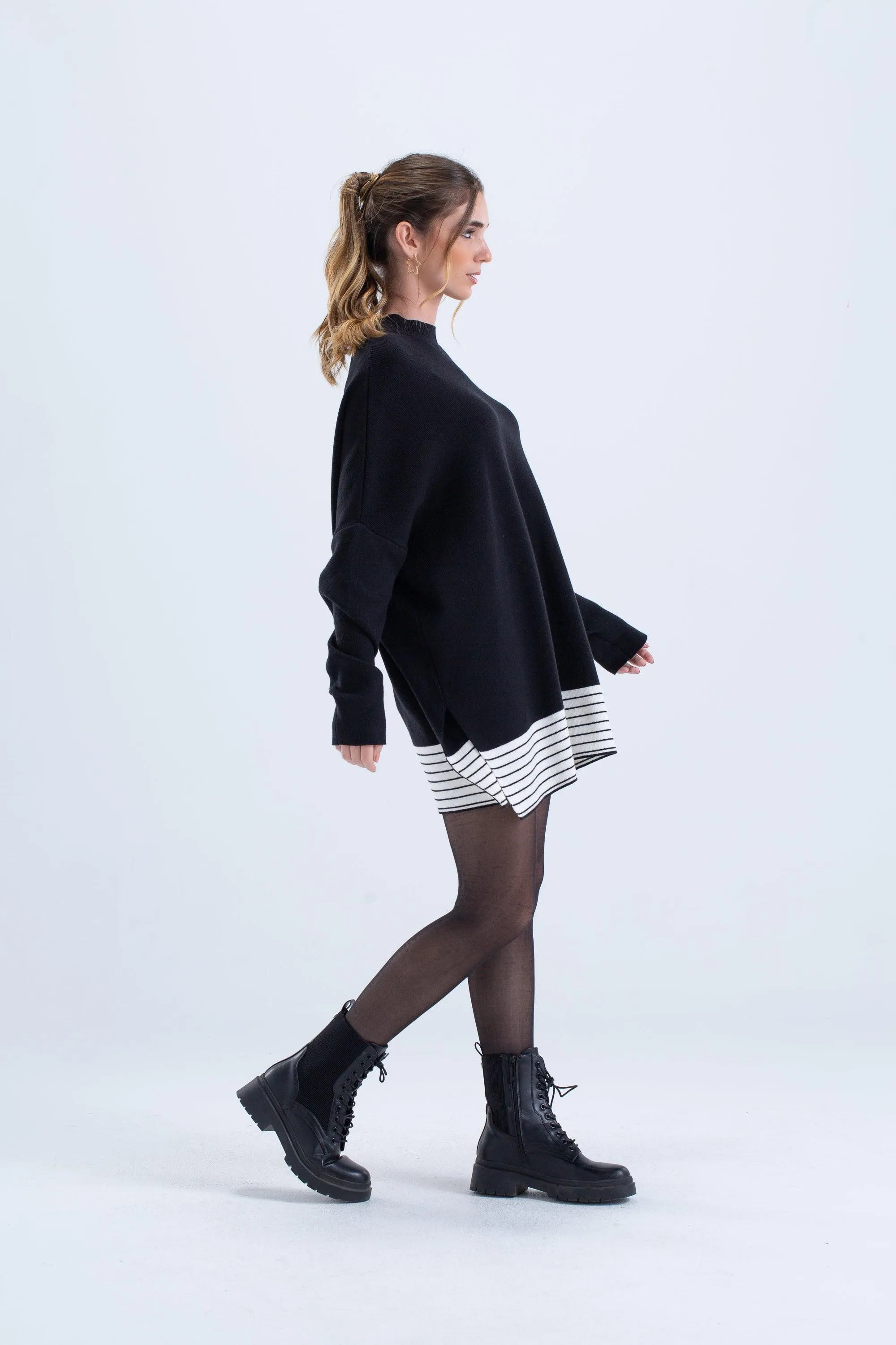Poncho with White Striped End