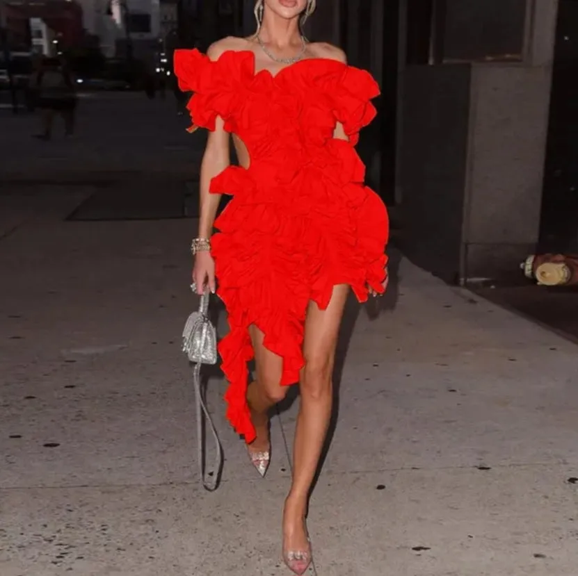 Pop Out Dress