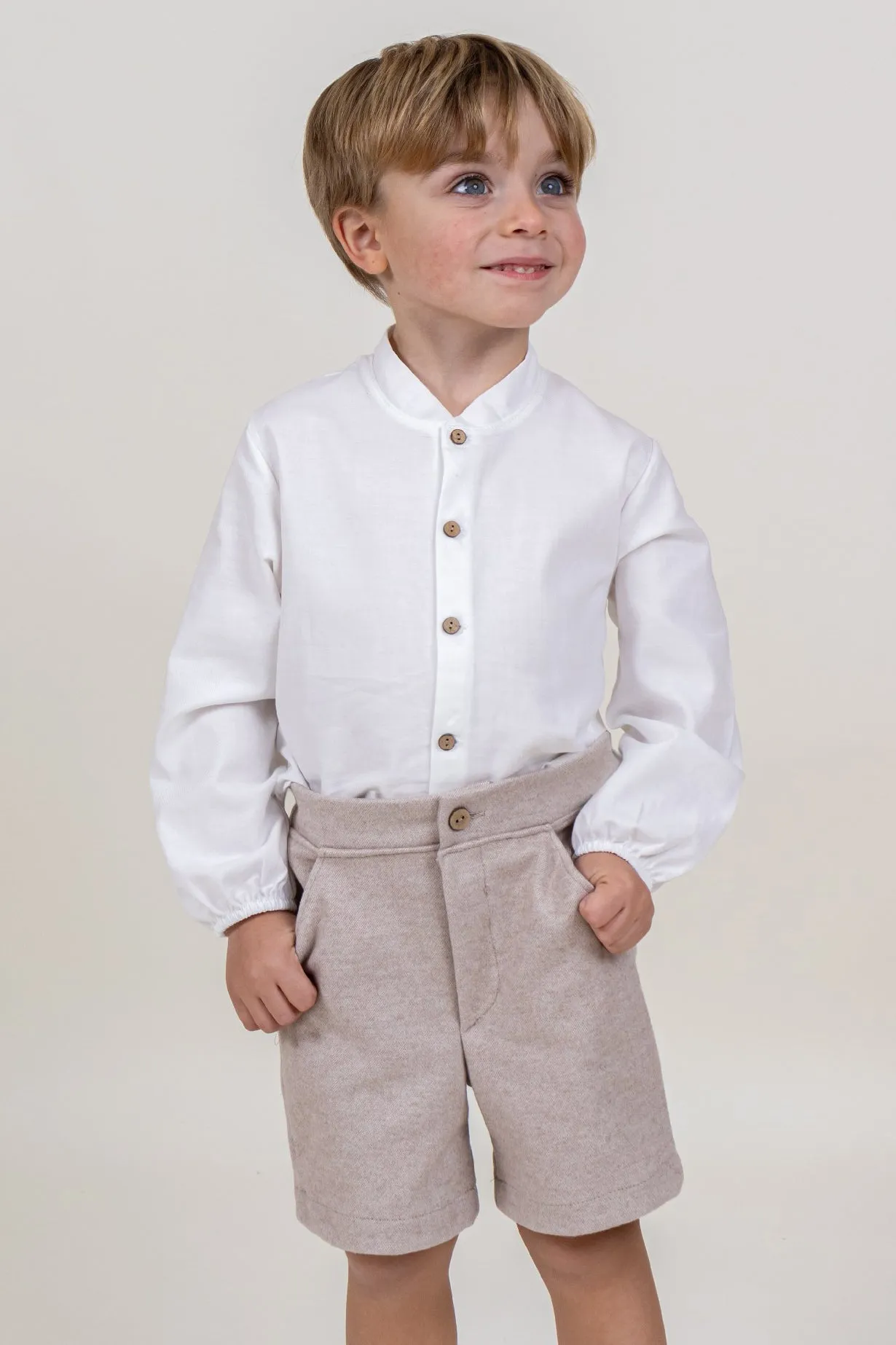 "Dylan" Shirt & Beige Shorts