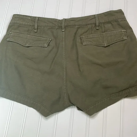 RAG &amp; BONE Women’s Army Green Cotton Mid-Rise Cargo Shorts Size 28